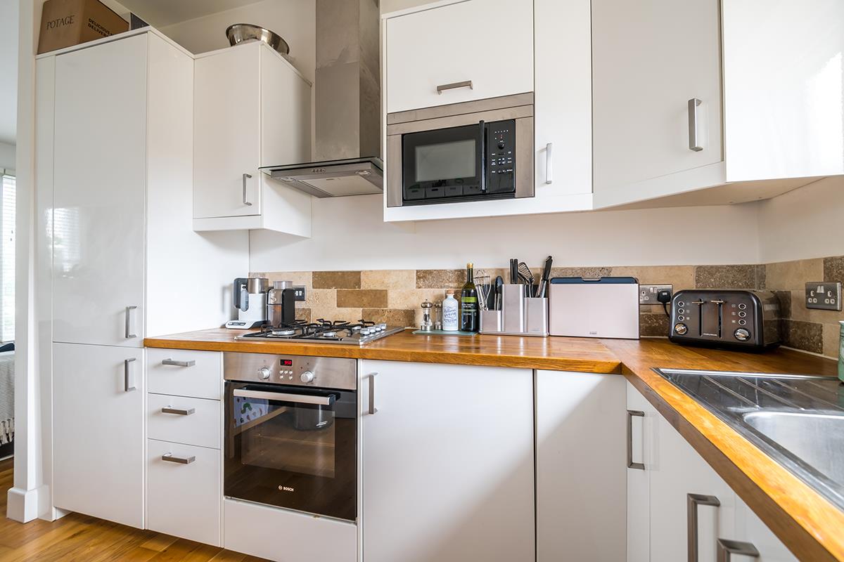 Flat - Conversion Under Offer in Nunhead Green, Camberwell, SE5 967 view5