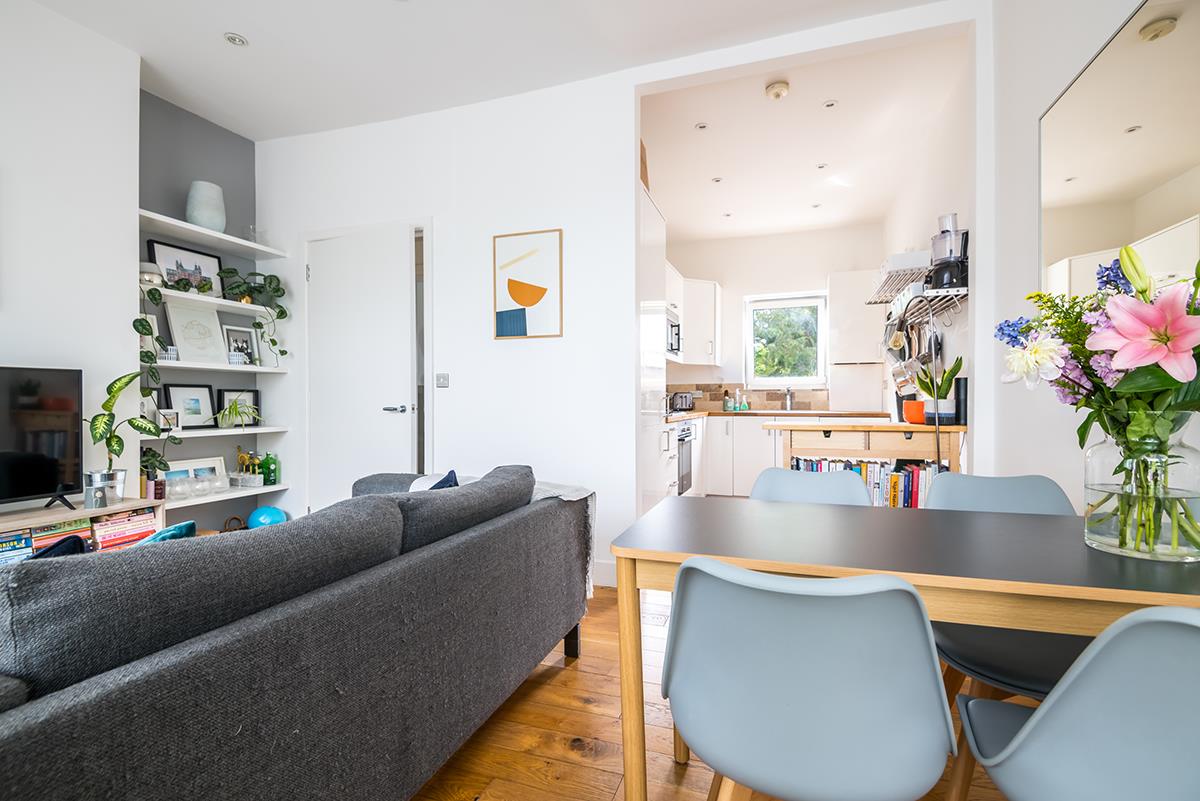 Flat - Conversion Under Offer in Nunhead Green, Camberwell, SE5 967 view7