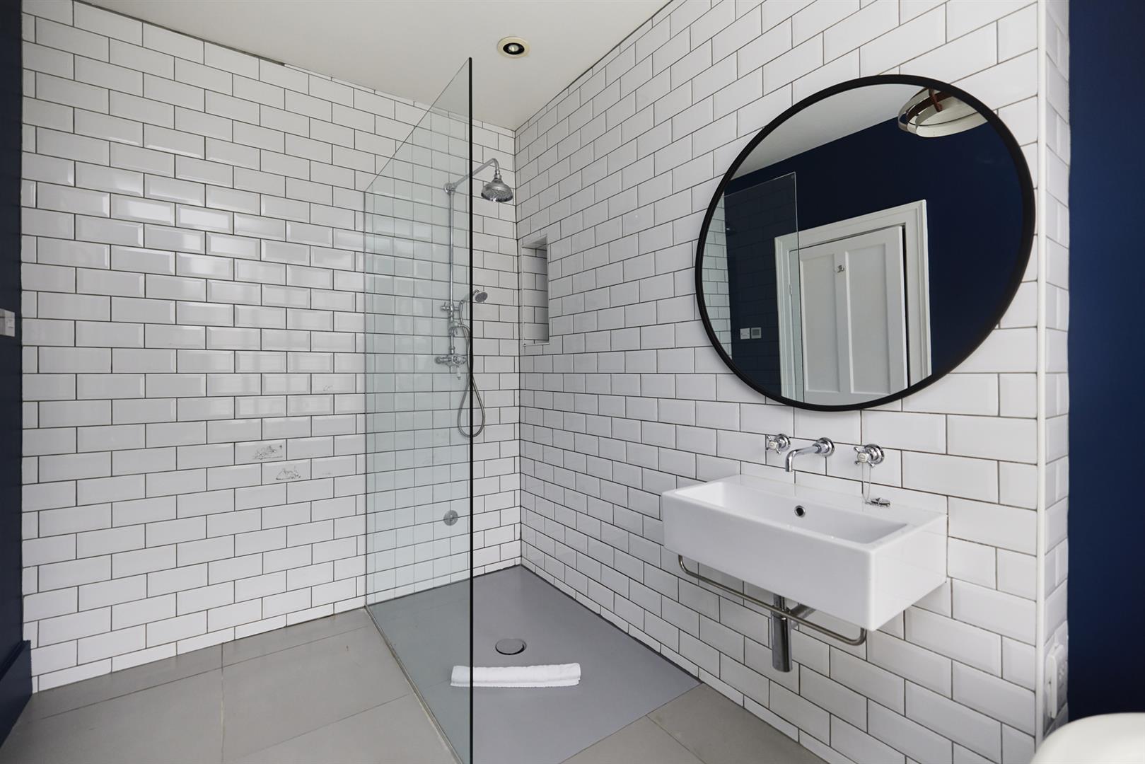 House - End Terrace For Sale in Peckham Hill Street, London, SE15 1088 view18