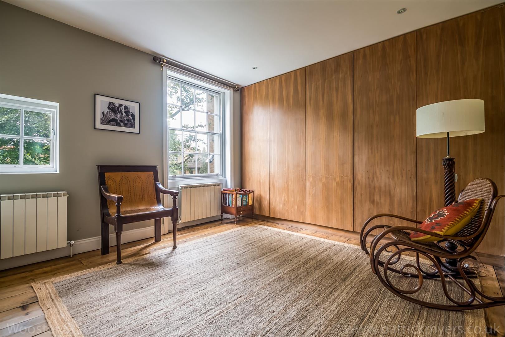 House - Detached Sold in Peckham Rye, East Dulwich, SE22 877 view30