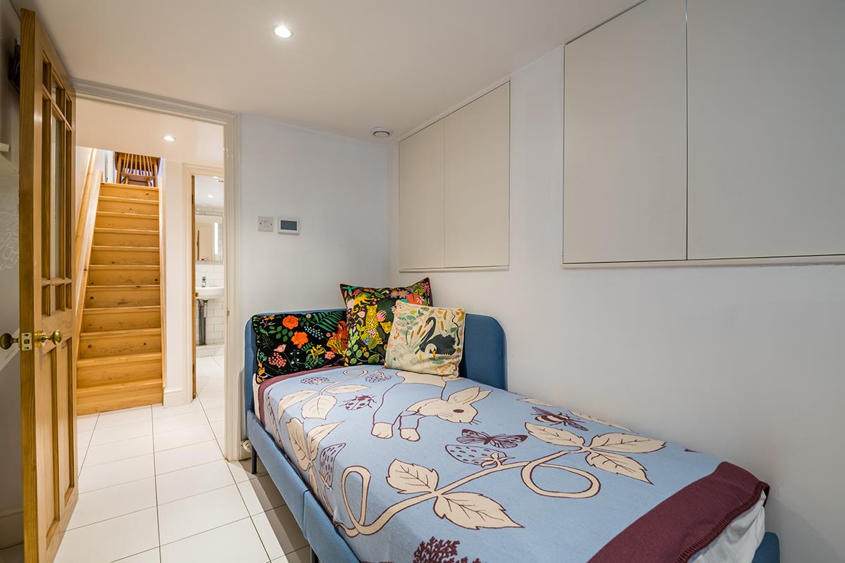 Flat - Conversion For Sale in Rainbow Street, Camberwell, SE5 973 view17