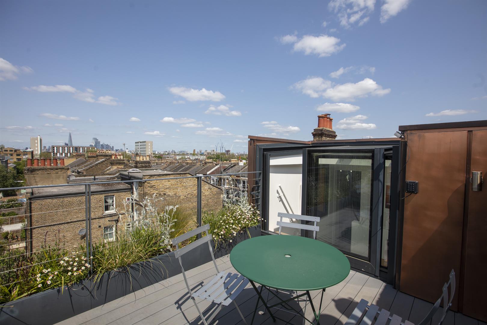 House - End Terrace For Sale in Shenley Road, Camberwell, SE5 1102 view3