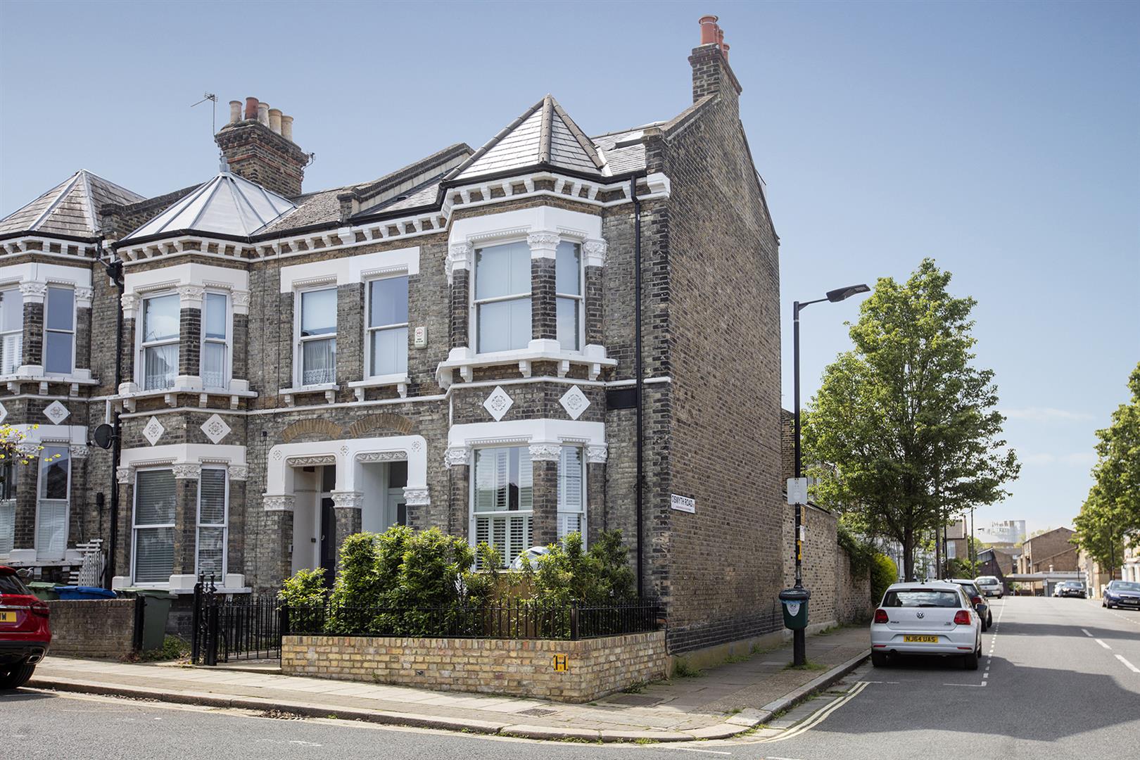 House - End Terrace For Sale in Shenley Road, Camberwell, SE5 1102 view4