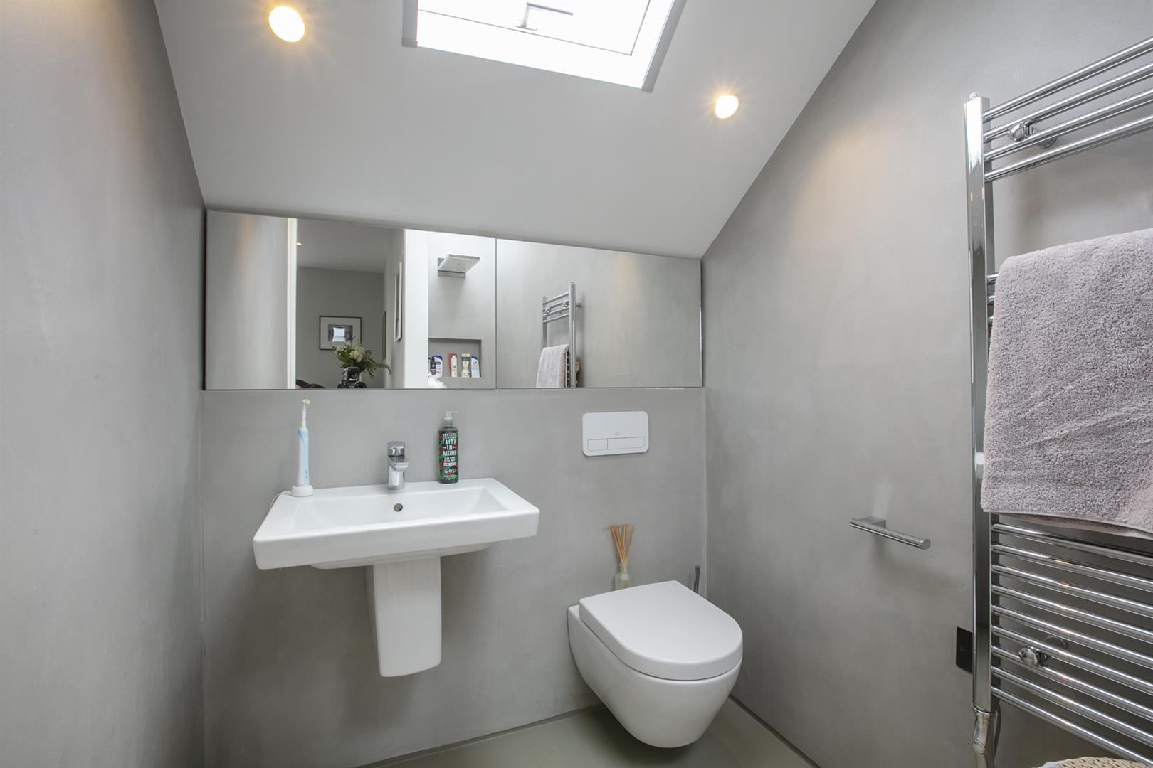 House - End Terrace For Sale in Shenley Road, Camberwell, SE5 1102 view23