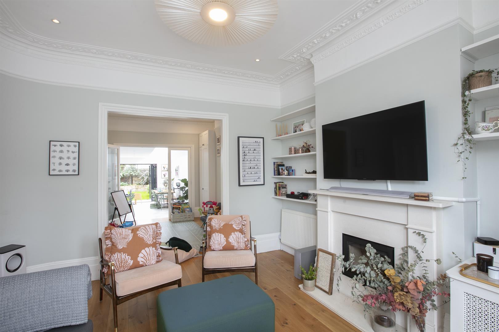 House - End Terrace For Sale in Shenley Road, Camberwell, SE5 1102 view9