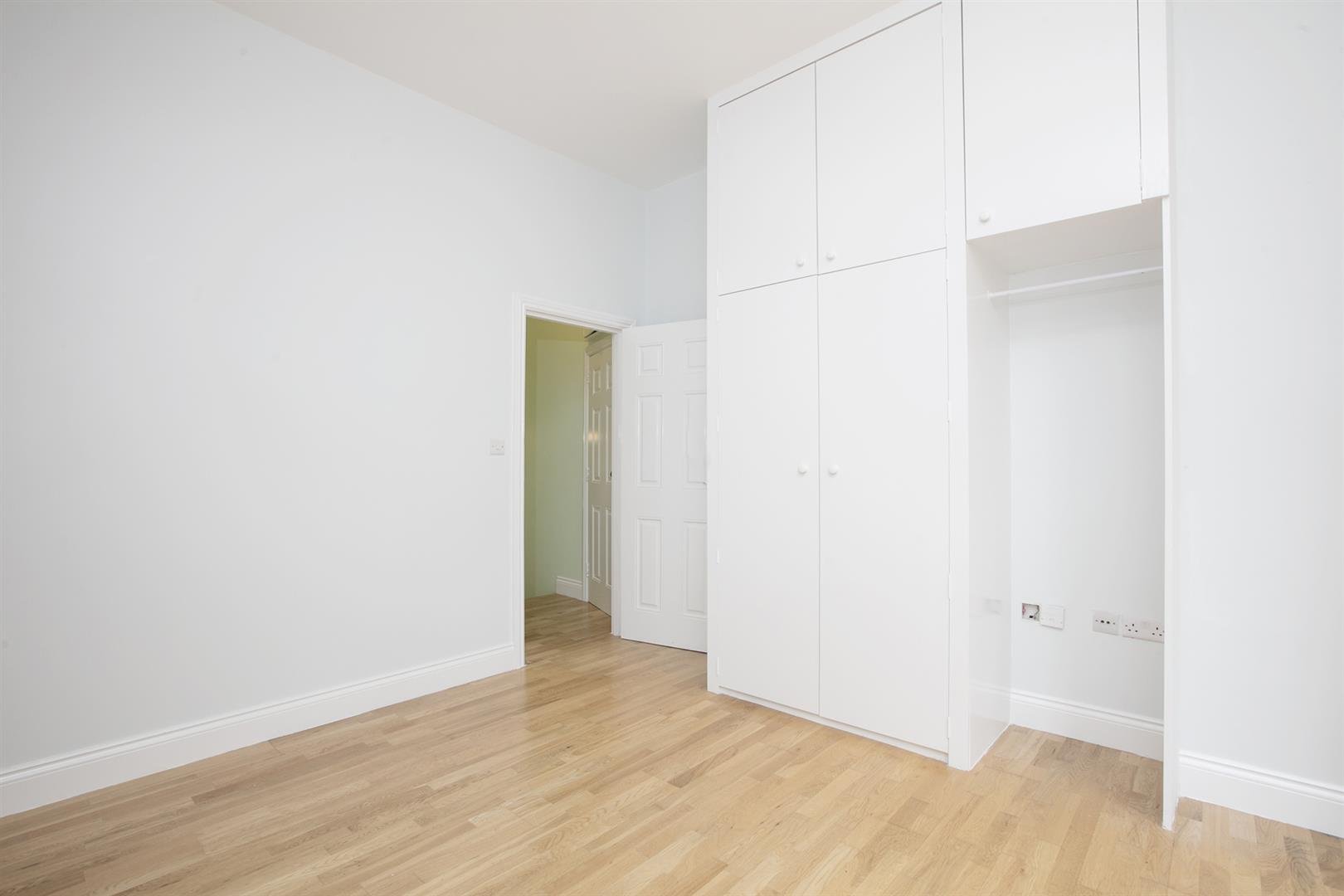 Flat - Conversion For Sale in Shenley Road, Camberwell, SE5 874 view8