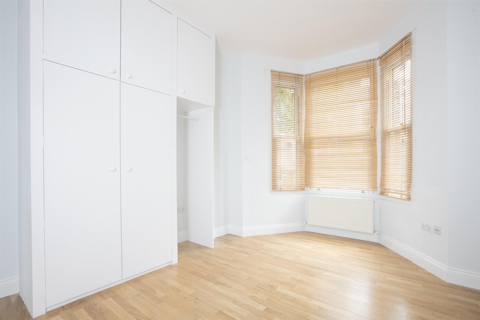 Flat - Conversion For Sale in Shenley Road, Camberwell, SE5 874 view7