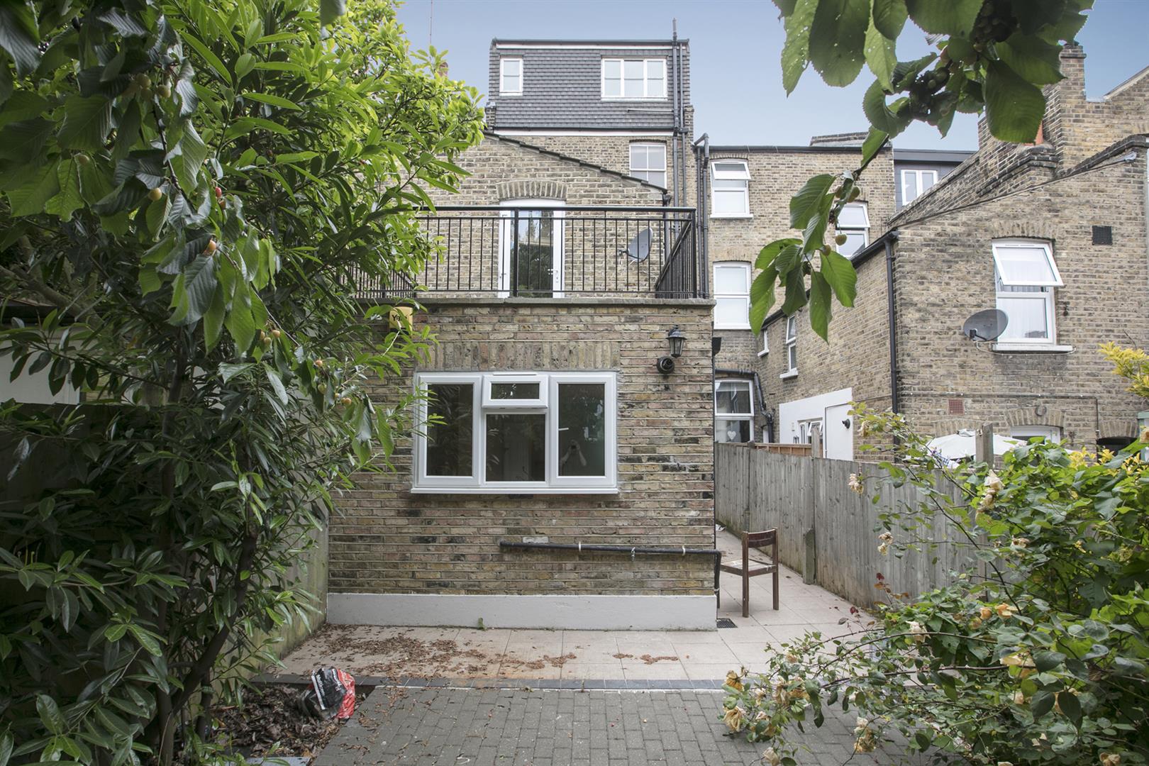 Flat - Conversion For Sale in Shenley Road, Camberwell, SE5 874 view13