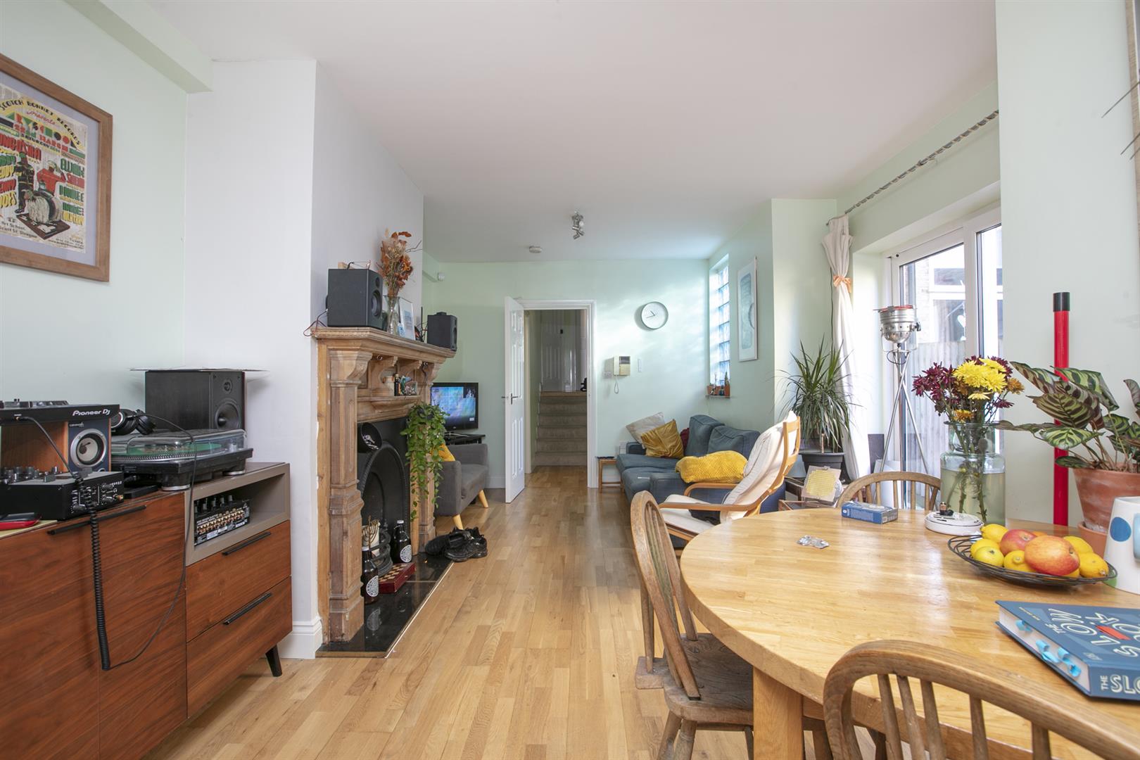 Flat - Conversion For Sale in Shenley Road, Camberwell, SE5 874 view5