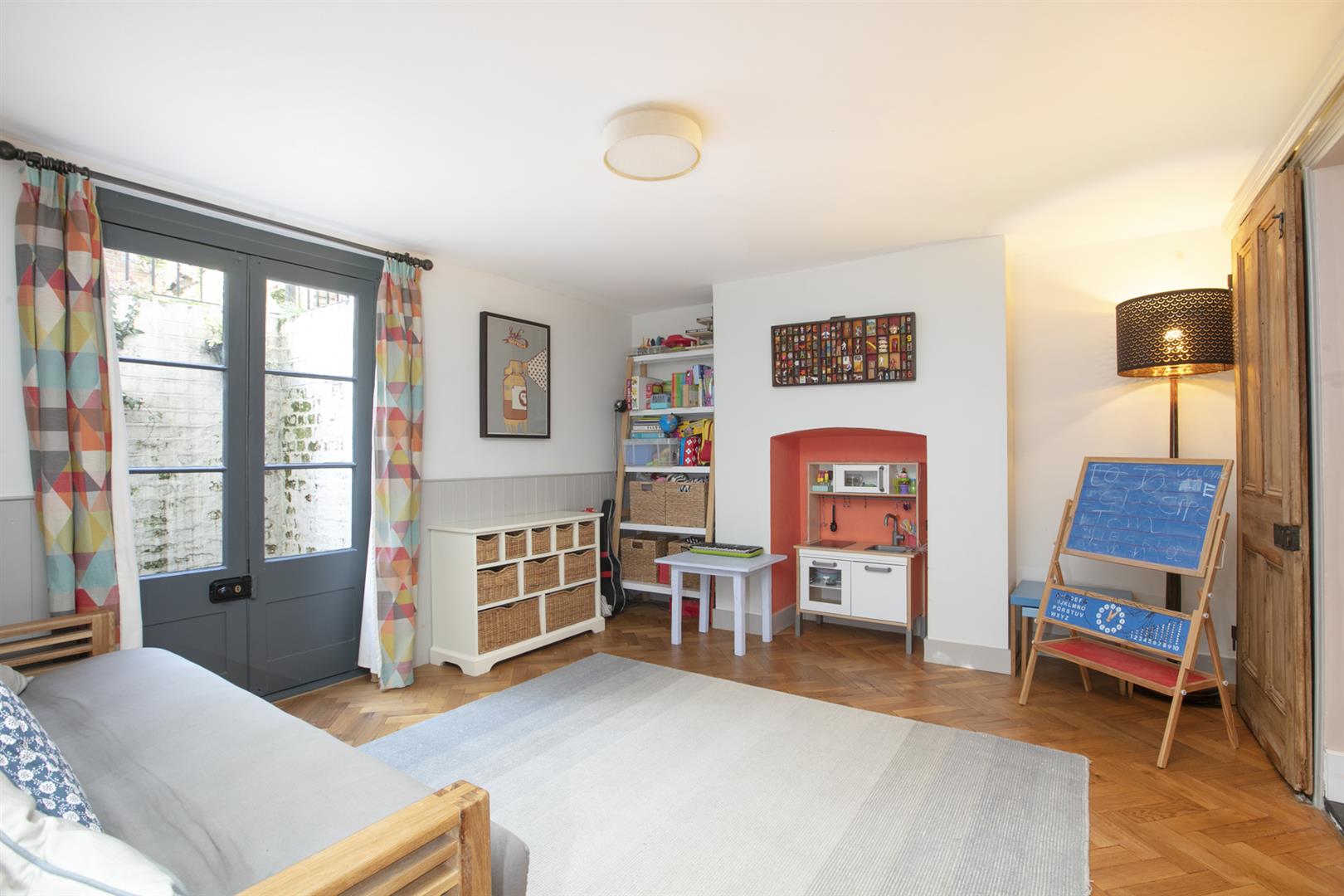 House - Semi-Detached Sold in Southampton Way, Camberwell, SE5 875 view16