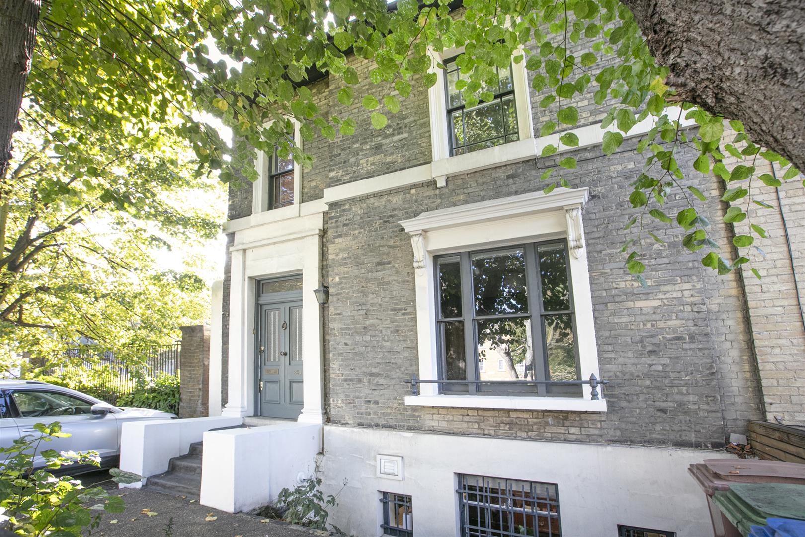 House - Semi-Detached Sold in Southampton Way, Camberwell, SE5 875 view6