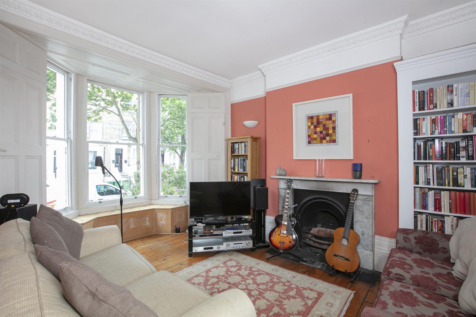 House - Semi-Detached Under Offer in Talfourd Road, Peckham, SE15 1131 view2