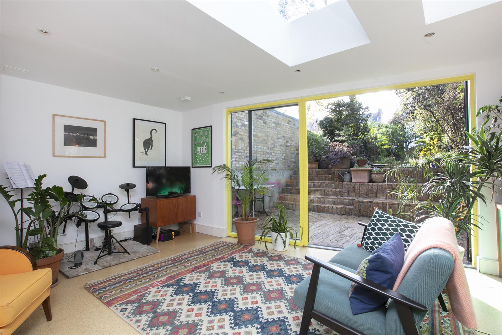 House - Terraced For Sale in Talfourd Road, Peckham, SE15 1155 view30
