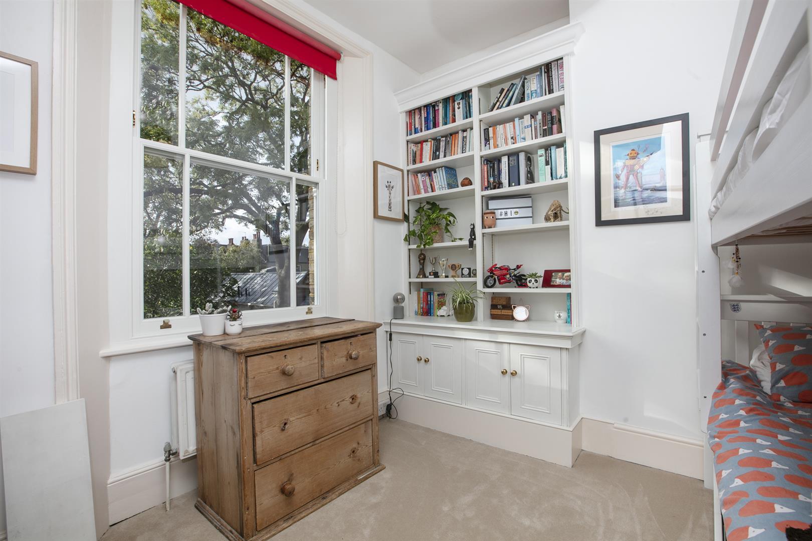 House - Terraced For Sale in Talfourd Road, Peckham, SE15 1155 view40