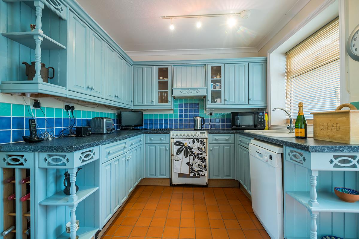 House - Terraced For Sale in The Hamlet, Camberwell, SE5 975 view4