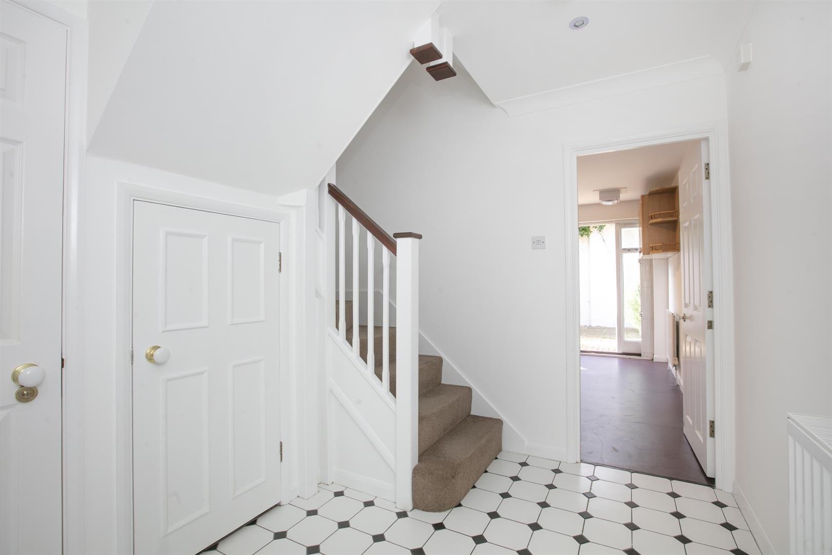 House - Terraced Under Offer in Vestry Mews, Camberwell, SE5 932 view10