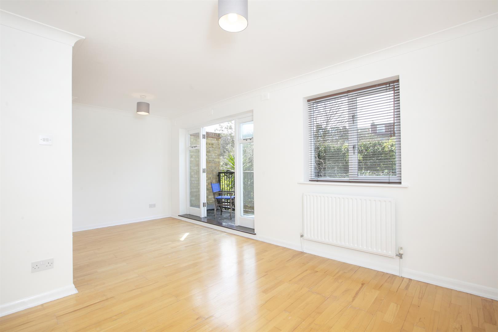 House - Terraced Under Offer in Vestry Mews, Camberwell, SE5 932 view8
