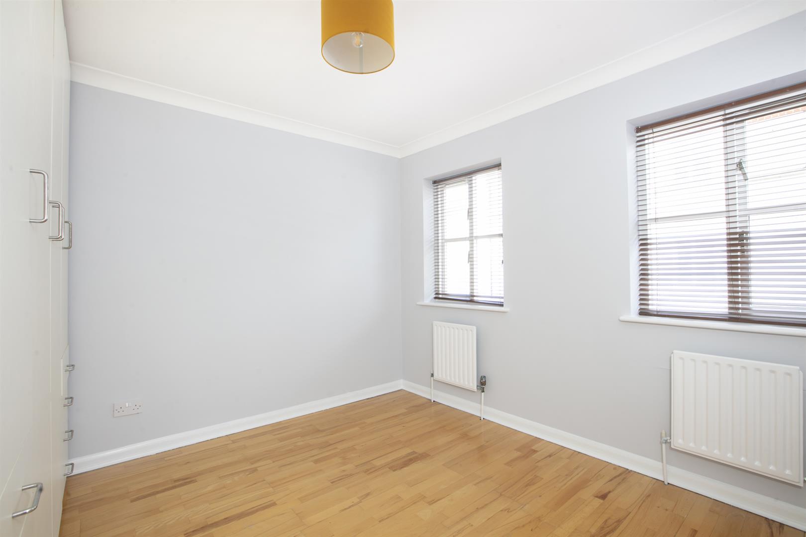 House - Terraced Under Offer in Vestry Mews, Camberwell, SE5 932 view12