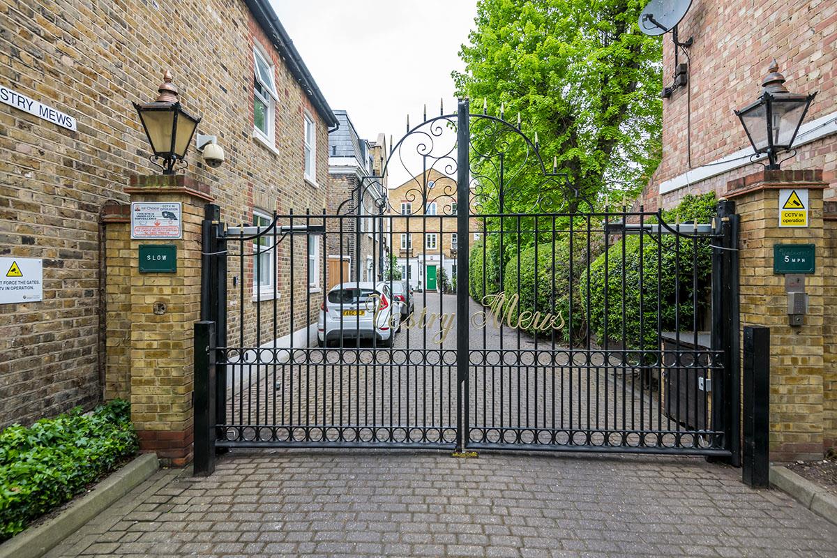 Flat - Purpose Built For Sale in Vestry Mews, Camberwell, SE5 940 view16