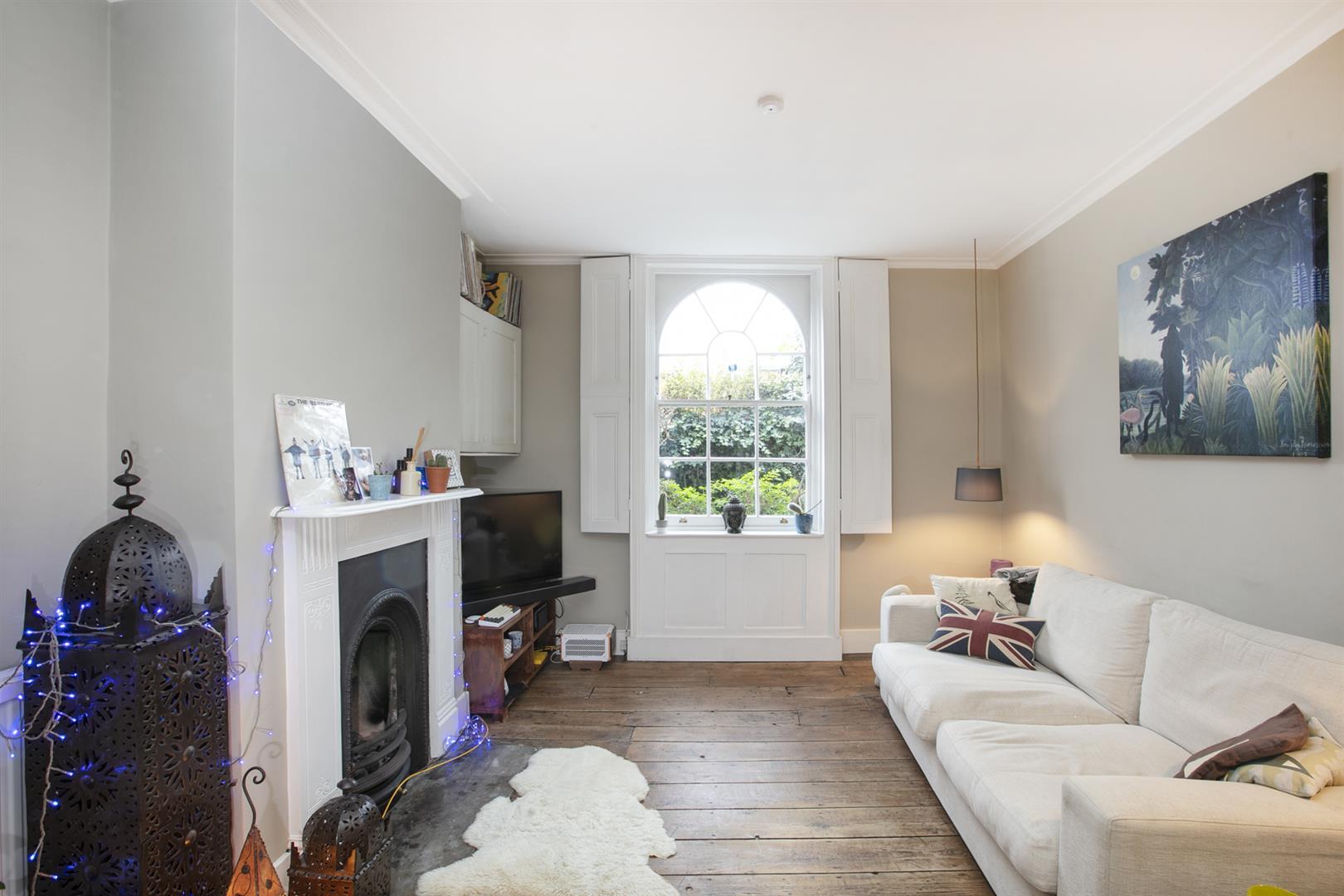 House - Terraced Sold in Wells Way, Camberwell, SE5 891 view4