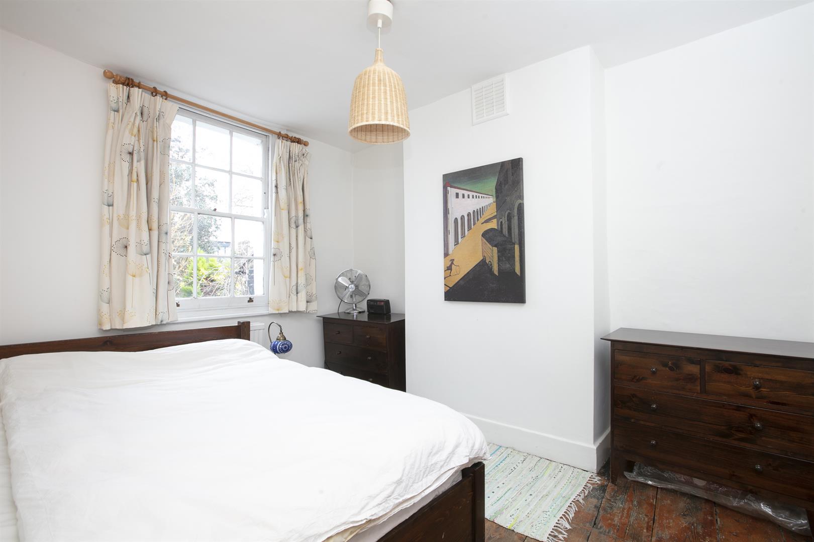 House - Terraced Sold in Wells Way, Camberwell, SE5 891 view13