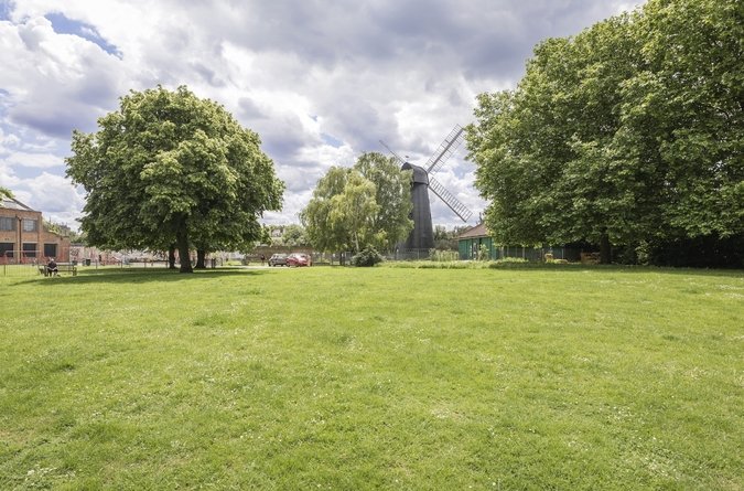 Area Guide Brixton Parks & Green Spaces Windmill Gardens